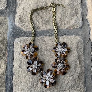 Bauble Bar Tortoise Flower Necklace